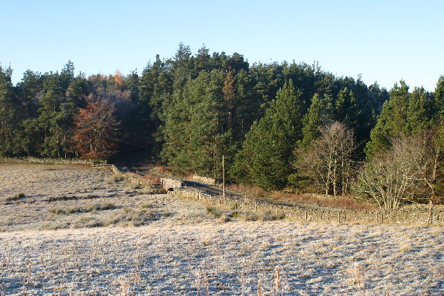 File:Bridge over Allan Water - geograph.org.uk - 82940.jpg