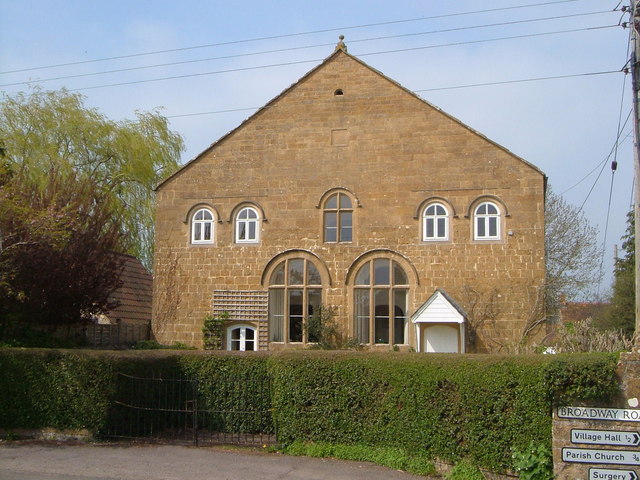 File:Congregational Chapel, Broadway - geograph.org.uk - 157048.jpg