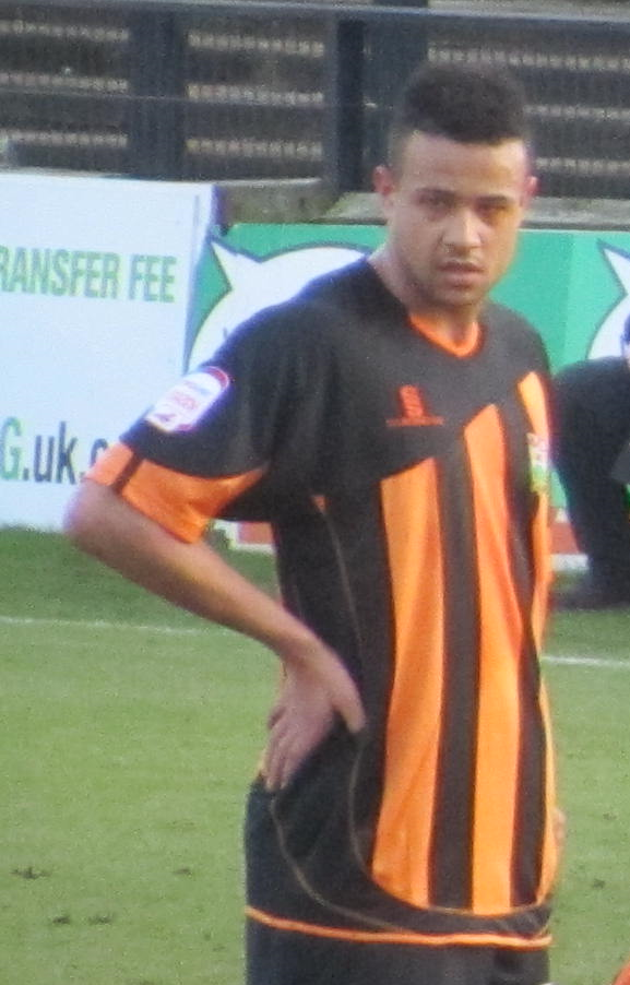 Stephens playing for [[Barnet F.C.|Barnet]] in 2013