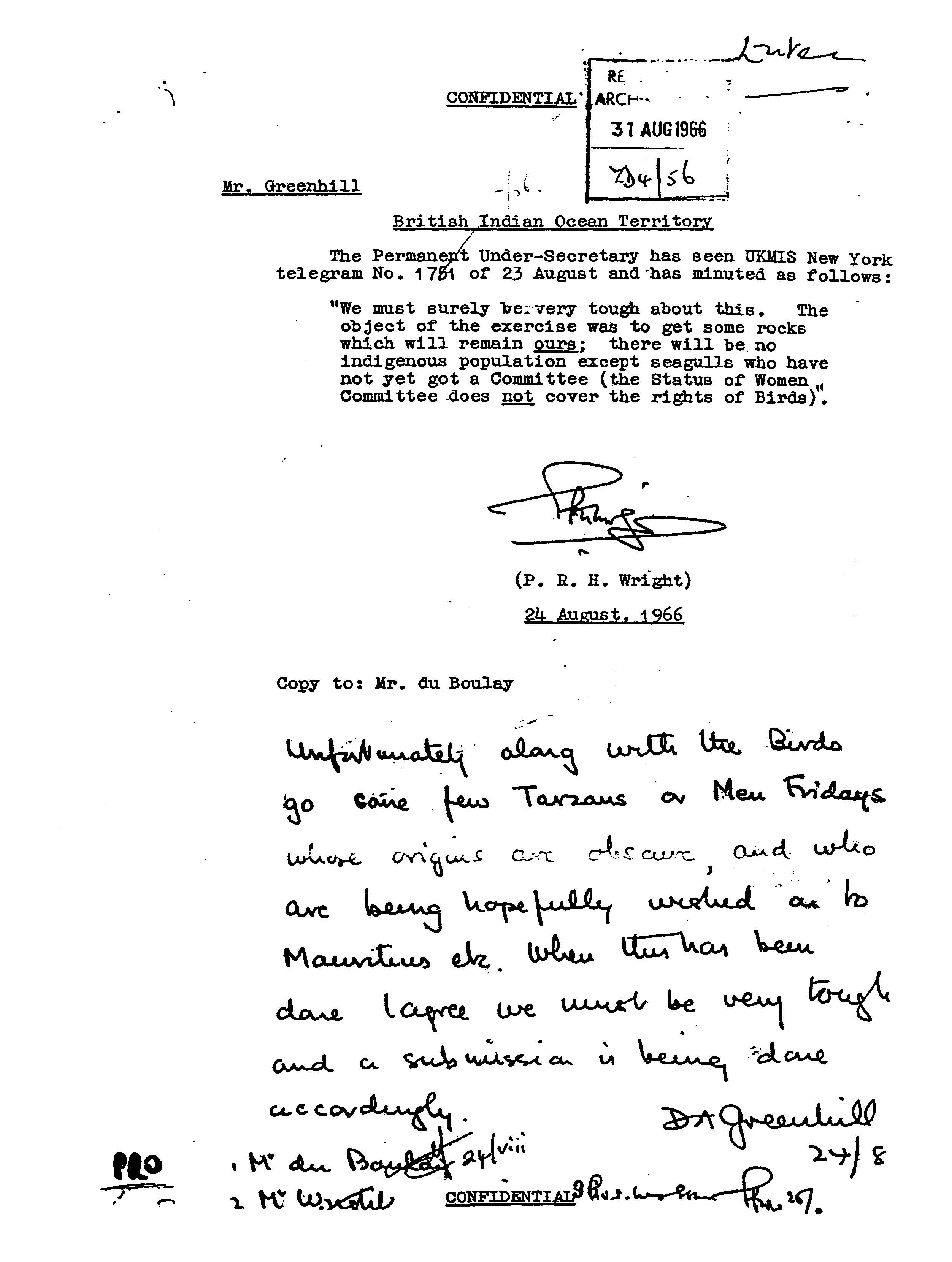 Comunicación diplomática británica del 24 de agosto de 1966: ''Por desgracia, junto con las aves, van algunos pocos Tarzanes o Man Fridays.'' 40 años después, Colin Roberts volvió a referirse en esos términos a los pobladores de las islas.