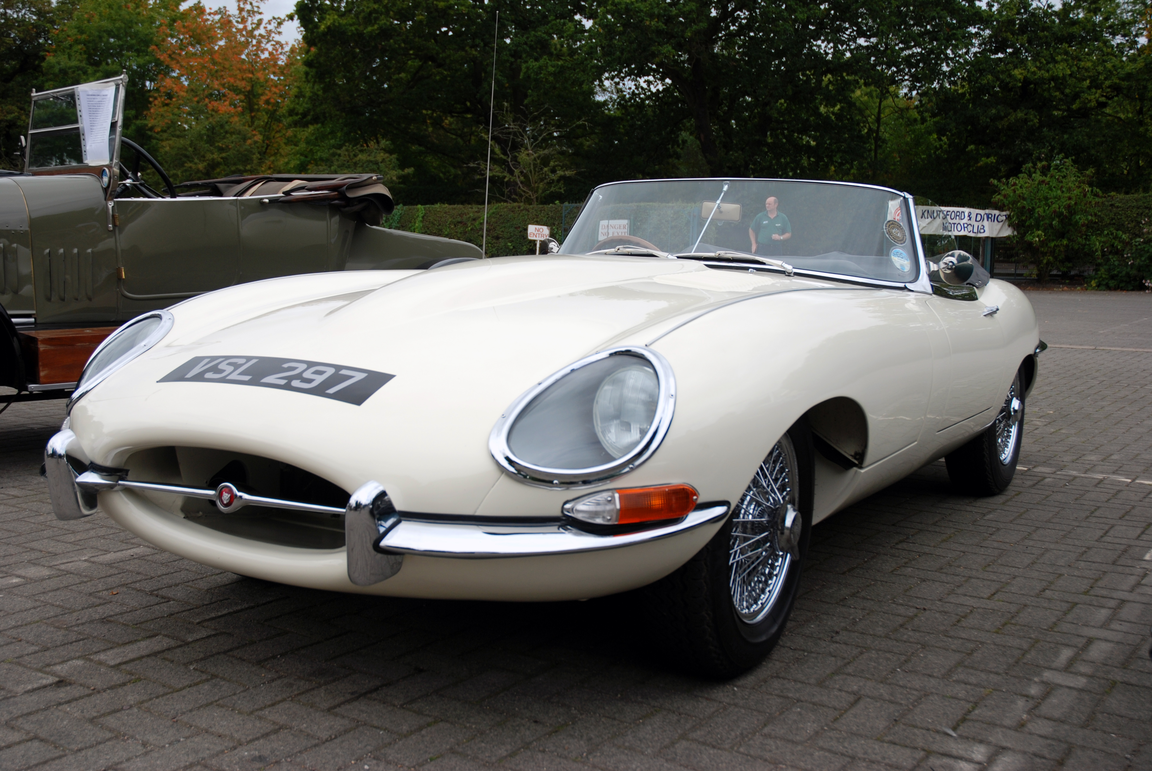 Jaguar e Type Twin Turbo