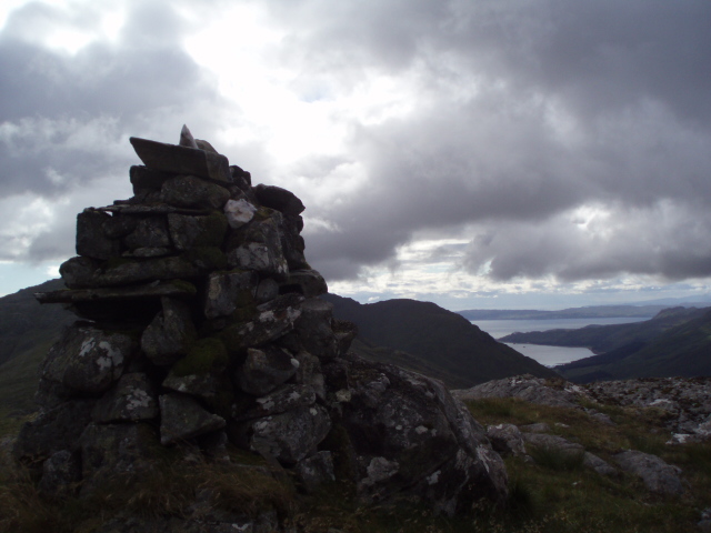 File:False summit cairn - geograph.org.uk - 219729.jpg