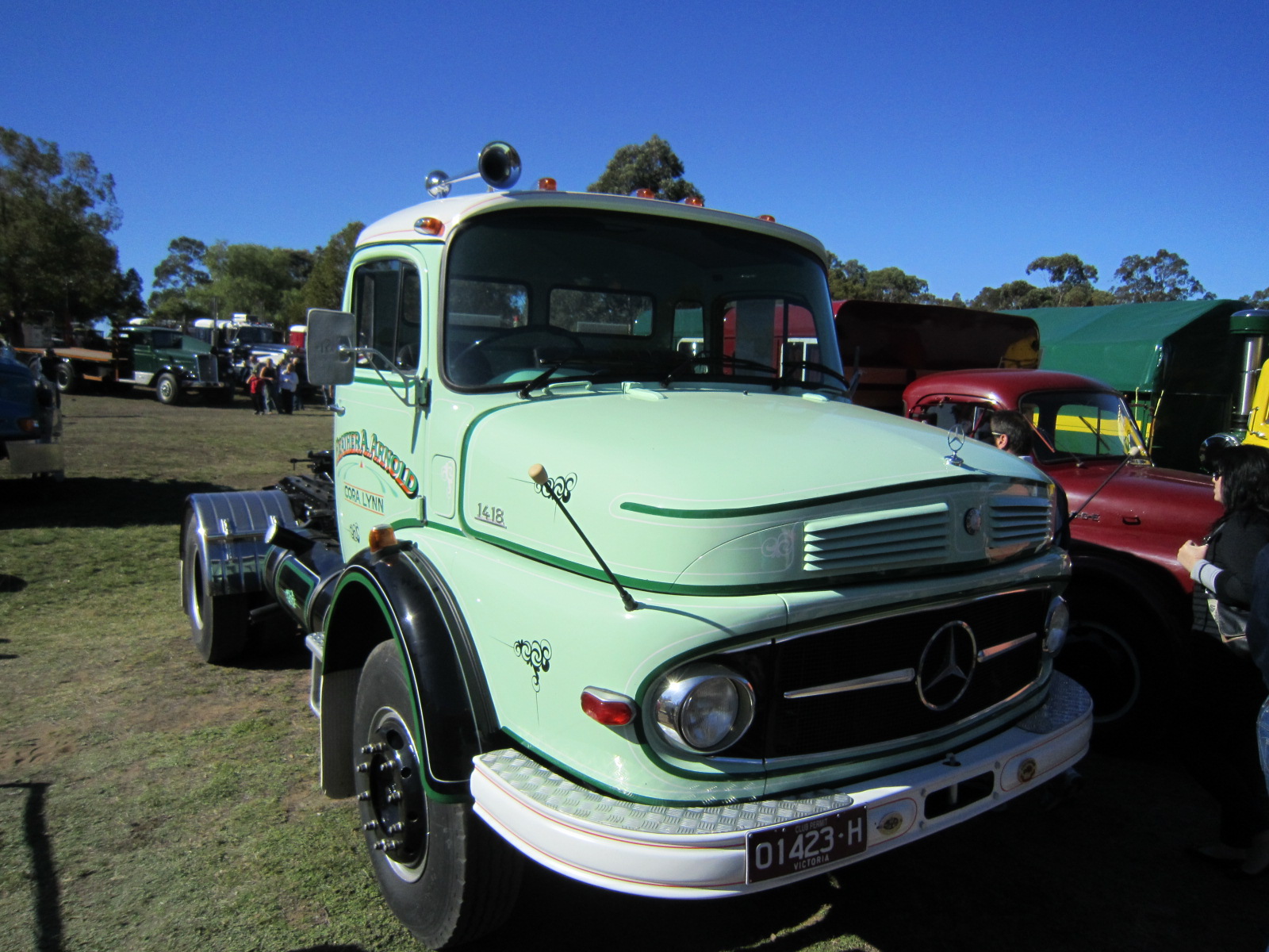 Грузовики л. Mercedes-Benz l1817. Mercedes-Benz la 1418. Mercedes-Benz l-Series. Грузовик Мерседес l 1924.