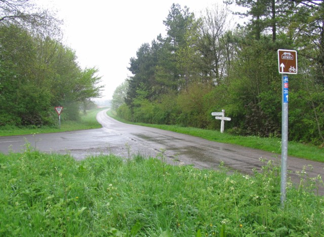 File:Route 63 - geograph.org.uk - 165986.jpg