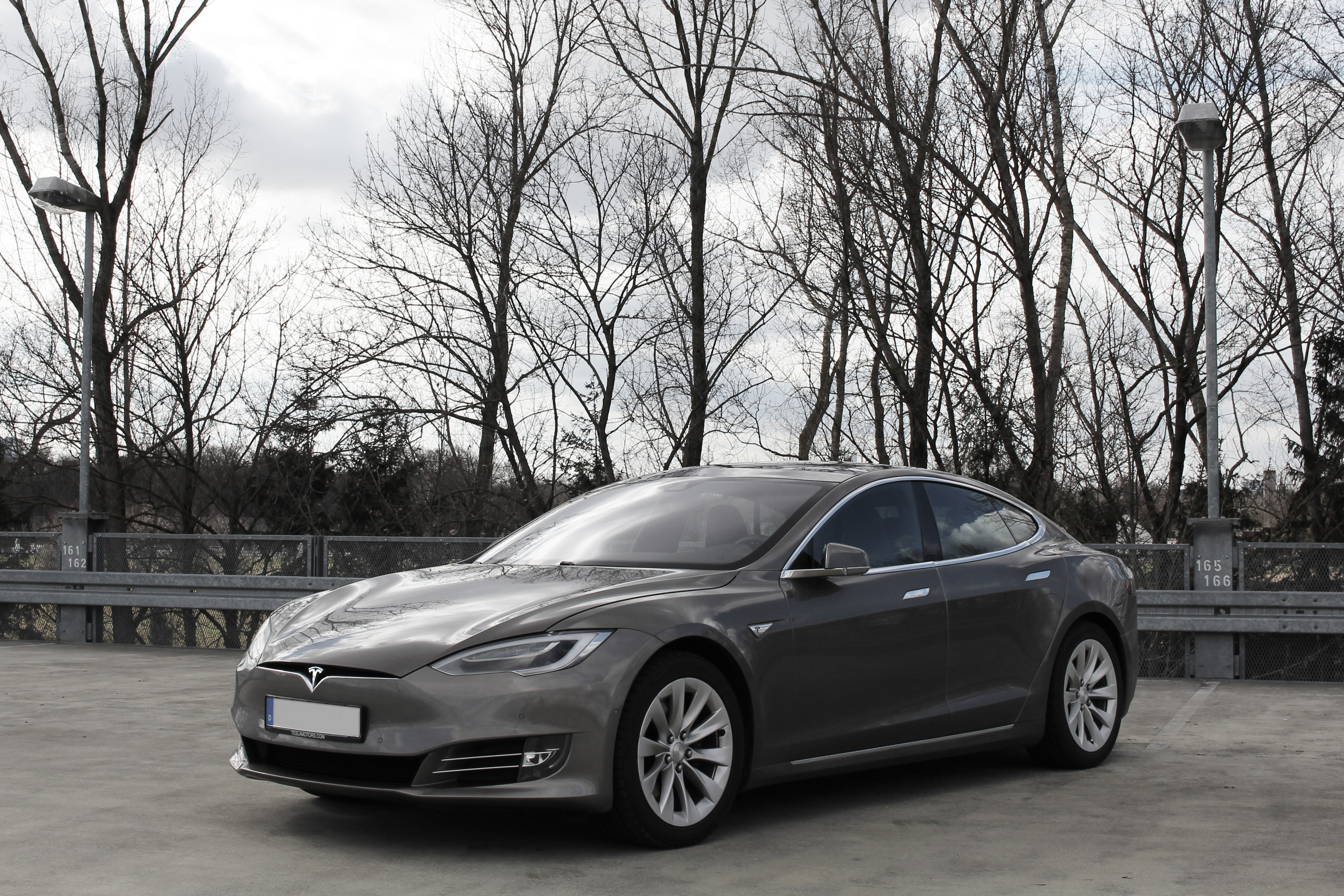 tesla model s чья разработка