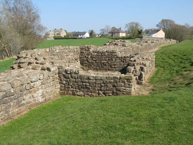 File:Turret 48a (Willowford East) - geograph.org.uk - 1369281.jpg