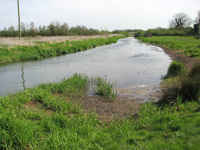 View along the Bure towards Mayton Bridge - geograph.org.uk - 1273165