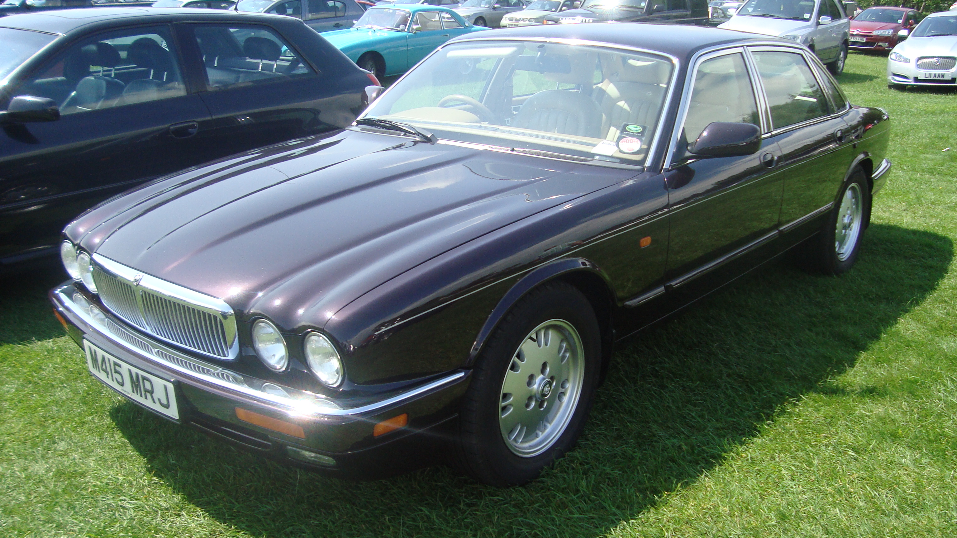 Ягуар XJ 300 Sovereign