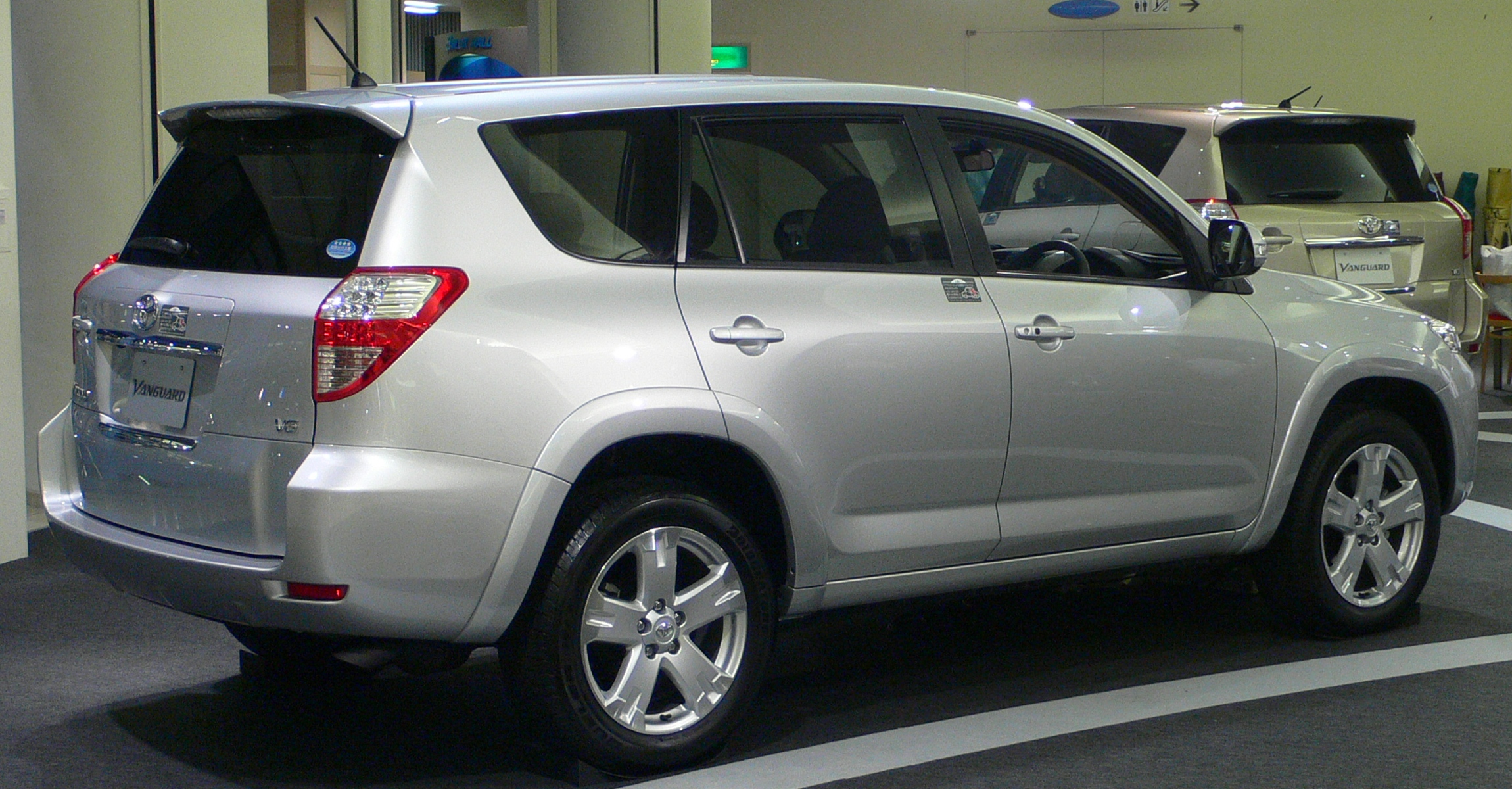 Toyota Vanguard 2007