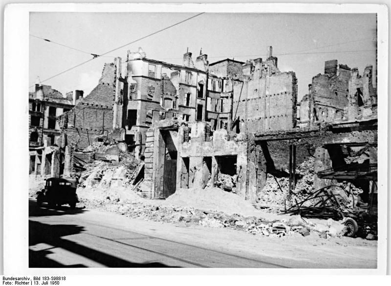 File:Bundesarchiv Bild 183-S98818, Berlin, Taubenstraße, Ruine.jpg