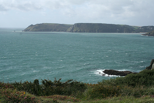 File:Chivelstone, west towards Bolt Head - geograph.org.uk - 951878.jpg