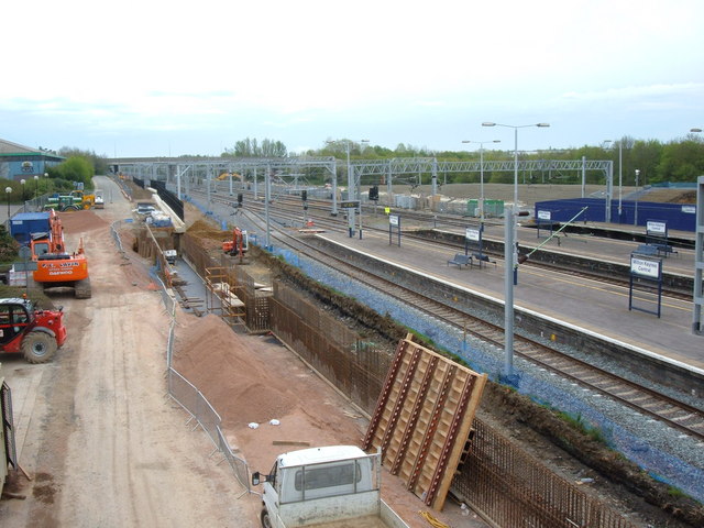 File:Construction at Milton Keynes Train Station - geograph.org.uk - 779380.jpg