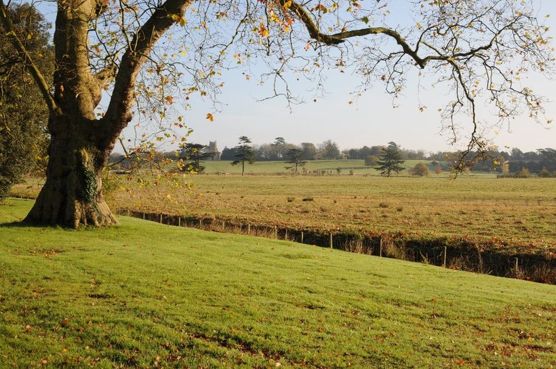 File:Croome Park - geograph.org.uk - 4241975.jpg