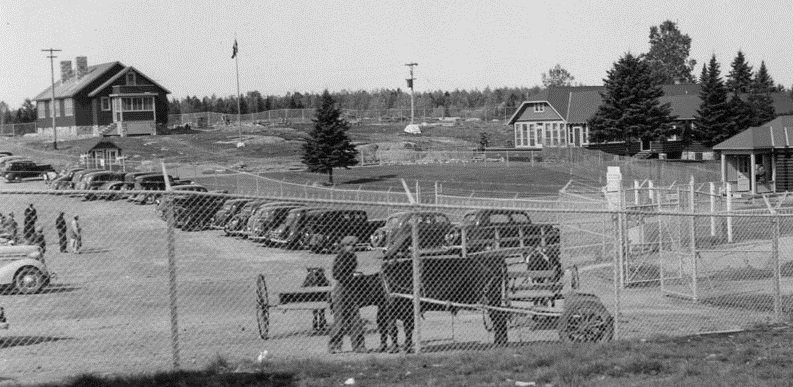 File:Dionne Quintuplets home.jpg