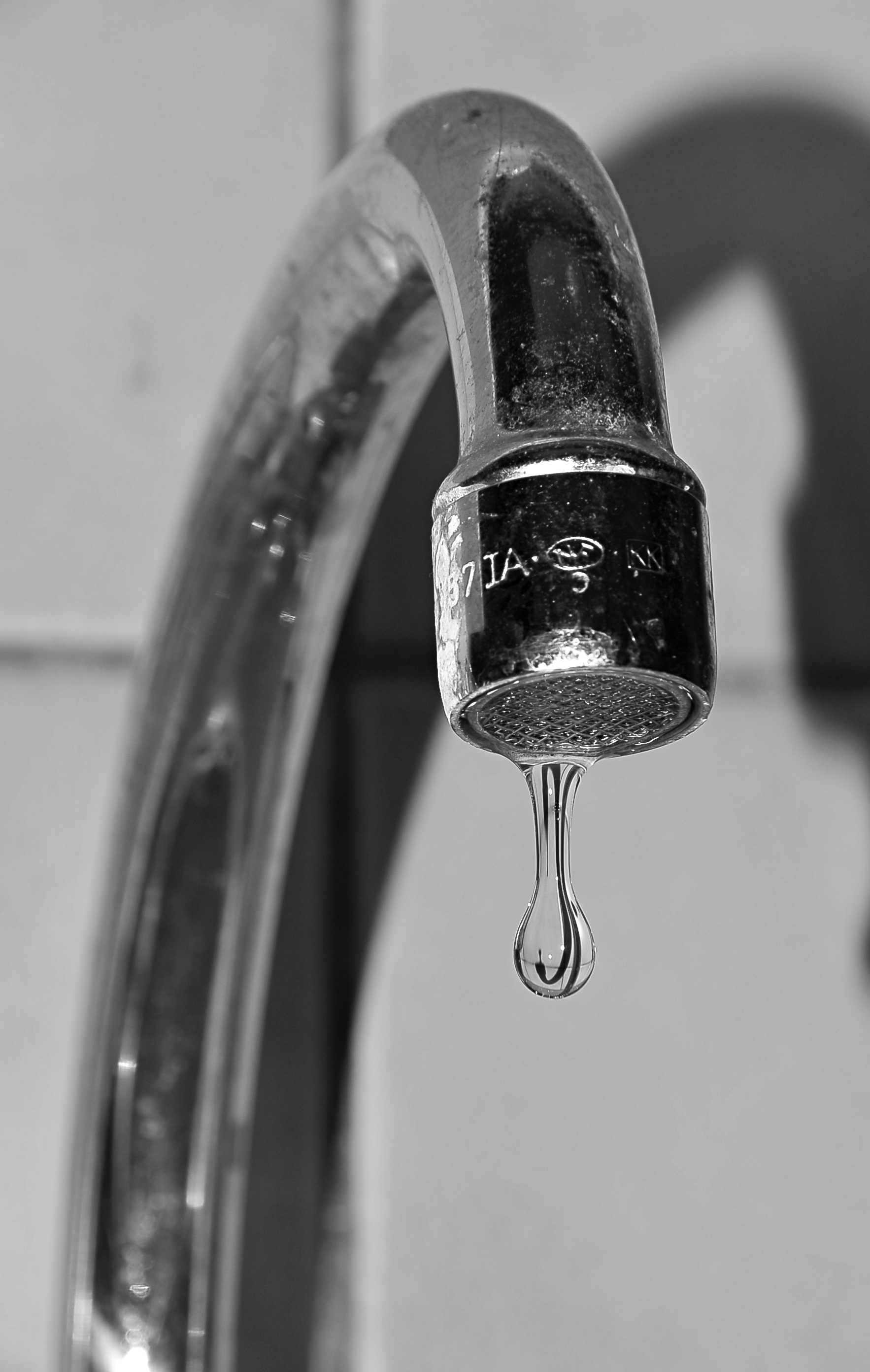 file-faucet-jpg-wikimedia-commons