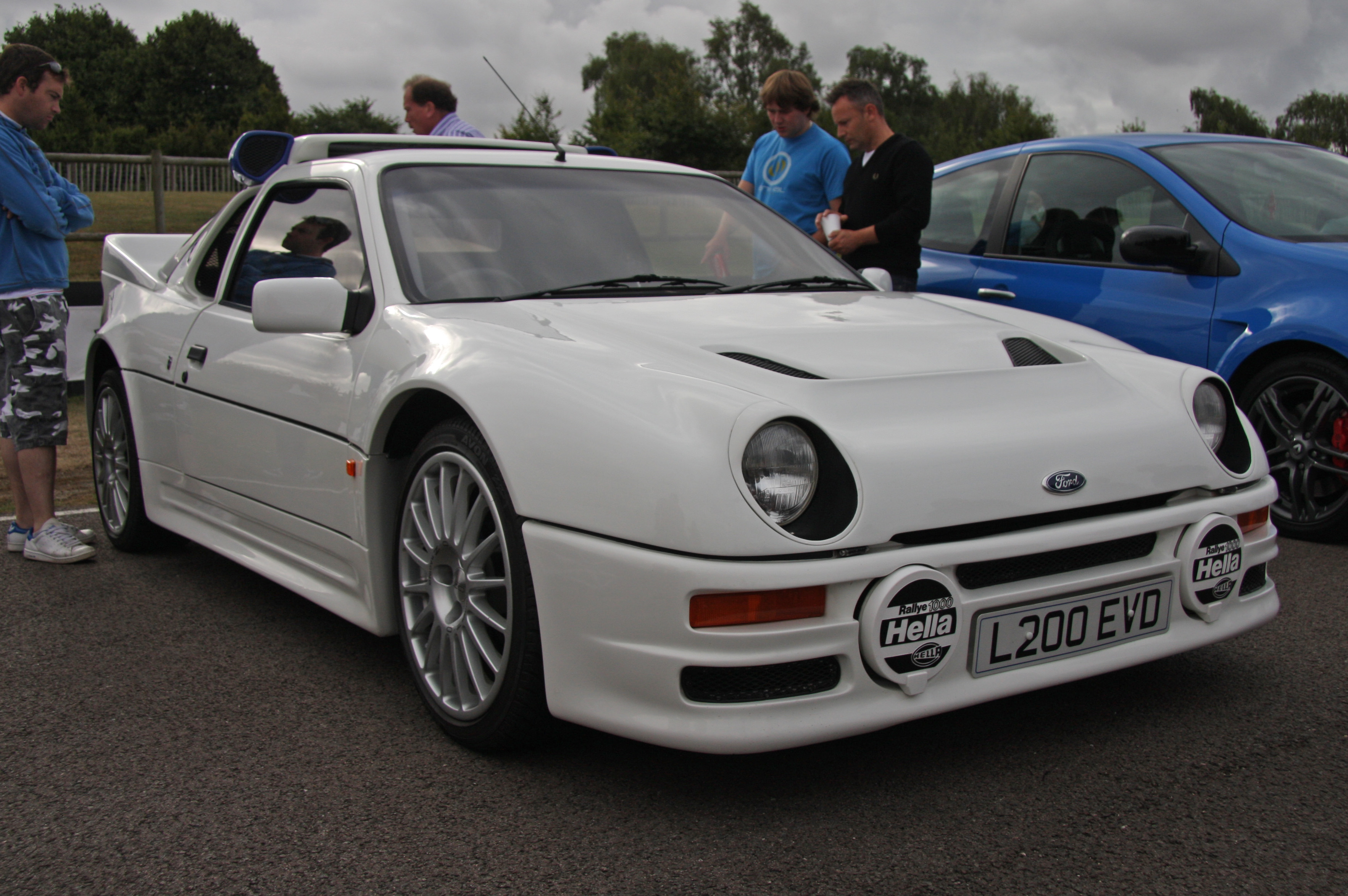 Ford rs200 pictures #6