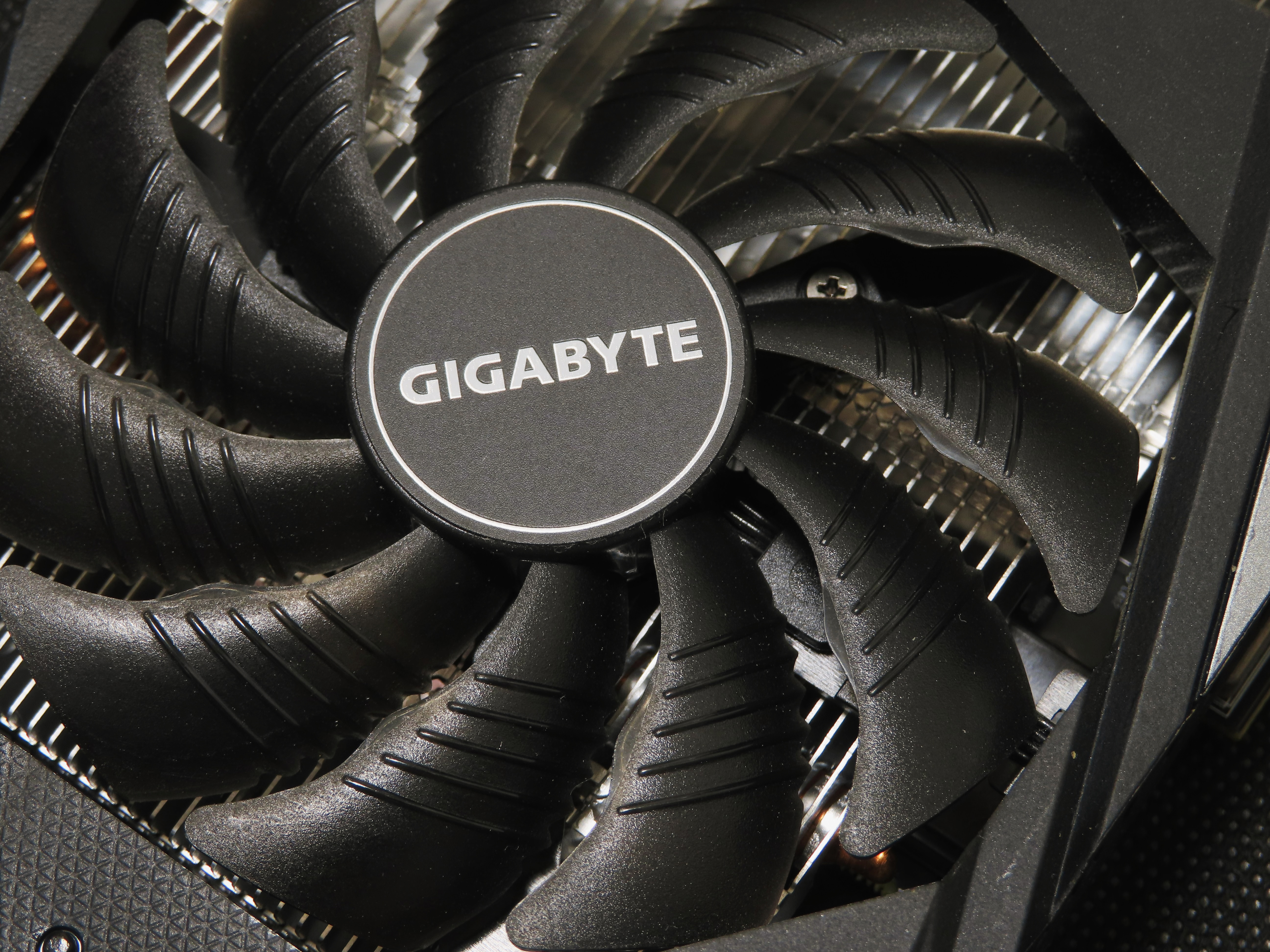 File:Gigabyte GTX 1660 Ti, the (51993494002).jpg - Wikimedia Commons