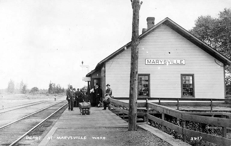 File:Great Northern Railroad depot at Marysville, Washington, ca 1913 (WASTATE 643).jpeg