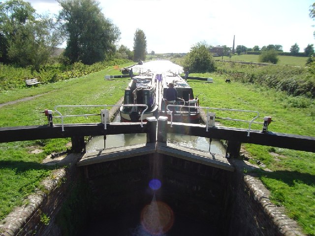 File:Kennet and Avon Canal - geograph.org.uk - 86824.jpg