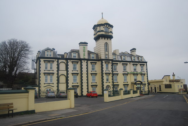 Pegwell Bay Hotel - geograph.org.uk - 3104945