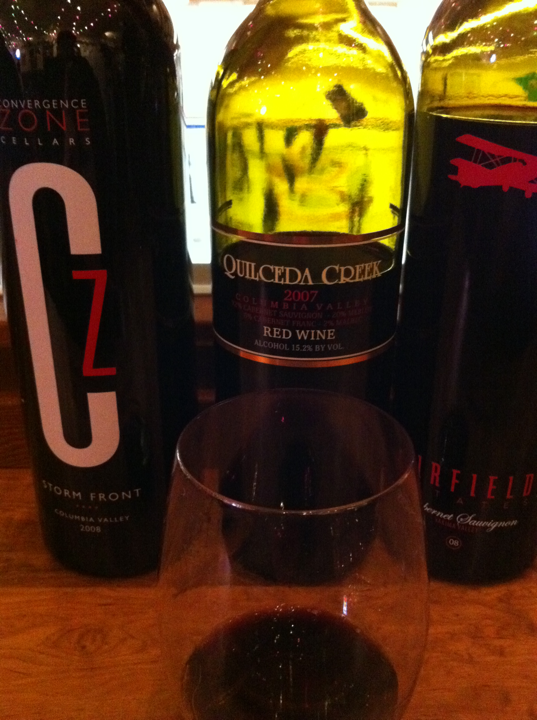 https://upload.wikimedia.org/wikipedia/commons/6/6e/Quilceda_Creek_wine_in_glass_plus_two_other_Columbia_Valley_AVA_wine.PNG