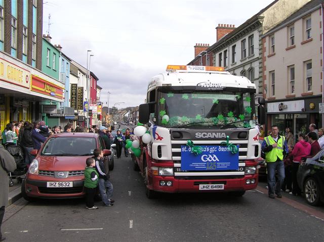 File:Saint Patrick's Day Parade, Omagh - (42) - geograph.org.uk - 1208611.jpg