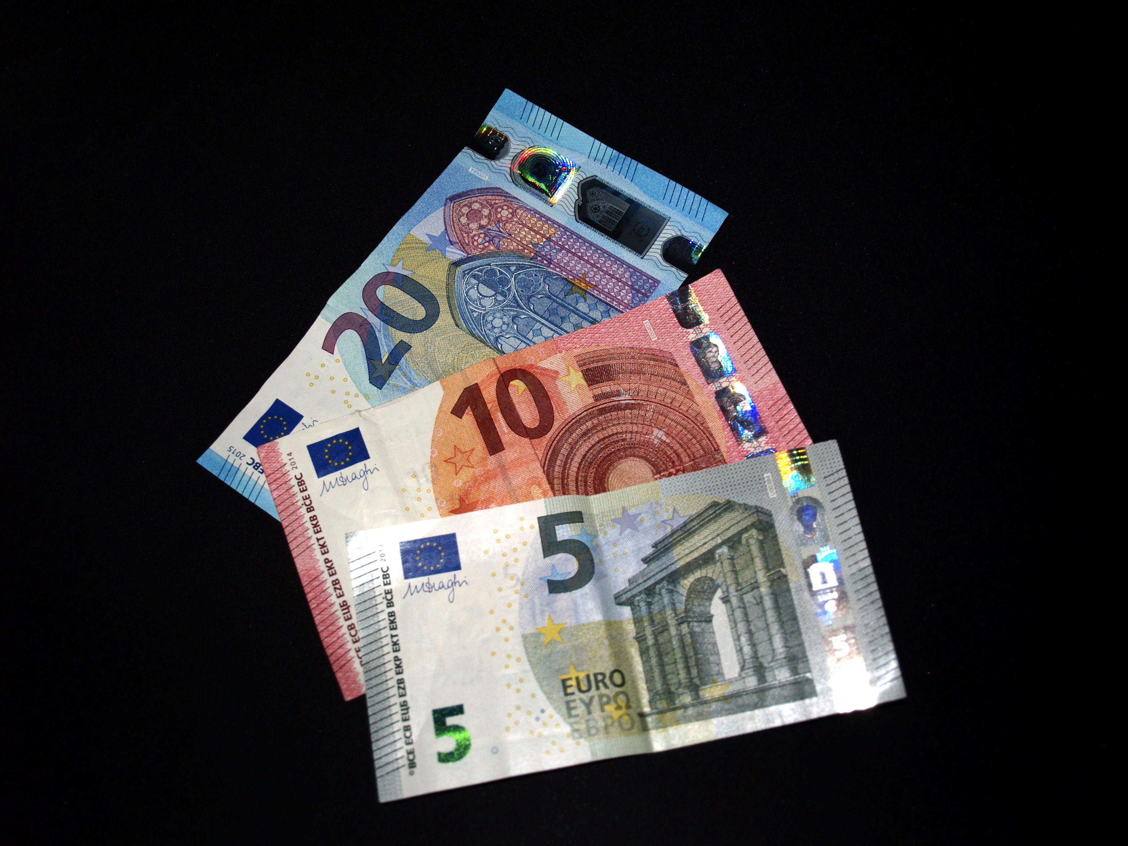 File Second Serie 5 10 Euro Banknotes Jpg Wikimedia Commons