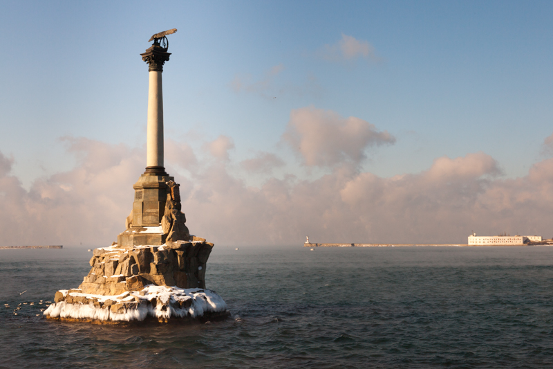 File:Sevastopol Monument to Wrecked Ships.jpg