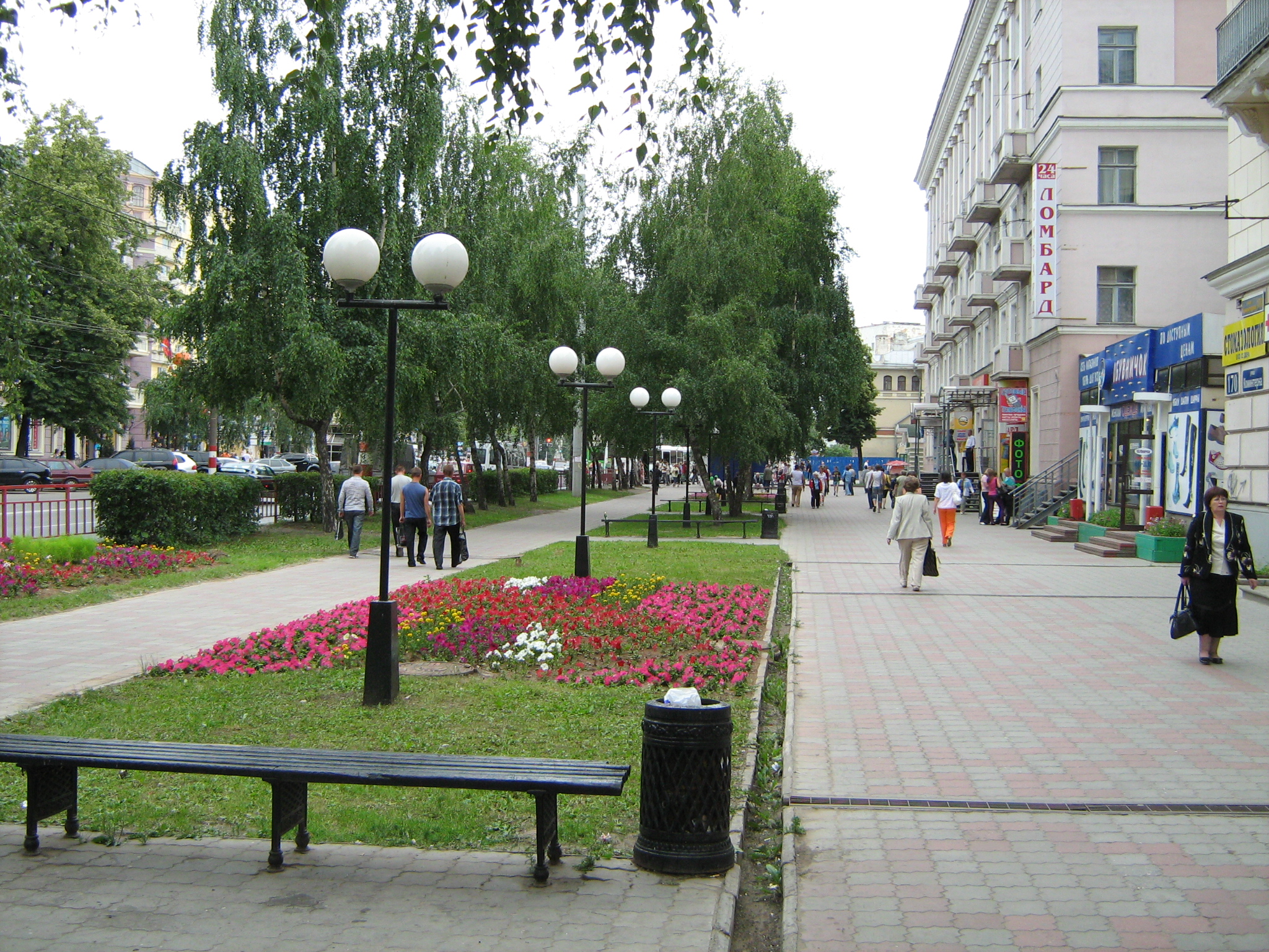 Сормово нижний. Сормовский район Нижний Новгород. Центр Сормова Нижний Новгород. Нижний Новгород Сормовский район центр Сормова. Ул Коминтерна Нижний Новгород благоустройство.