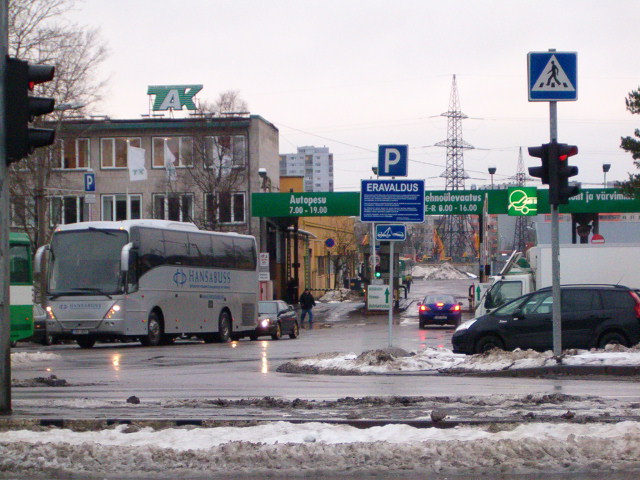 File:Tallinna Autobussikoondise hoone.jpg