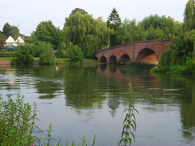 File:The River Thames, Sonning - geograph.org.uk - 497760.jpg