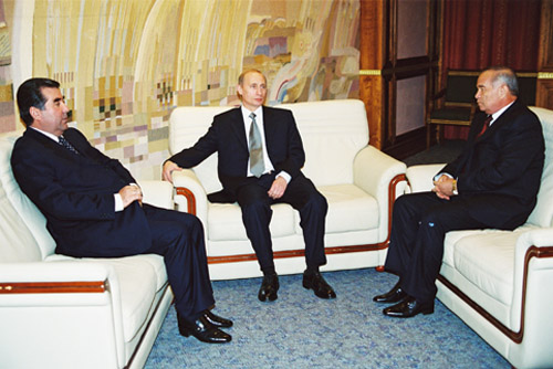 File:Vladimir Putin at CIS Summit 30 November-1 December 2000-1.jpg