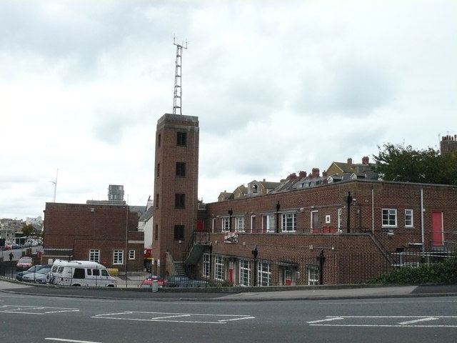 File:Weymouth - Fire Station - geograph.org.uk - 1006638.jpg