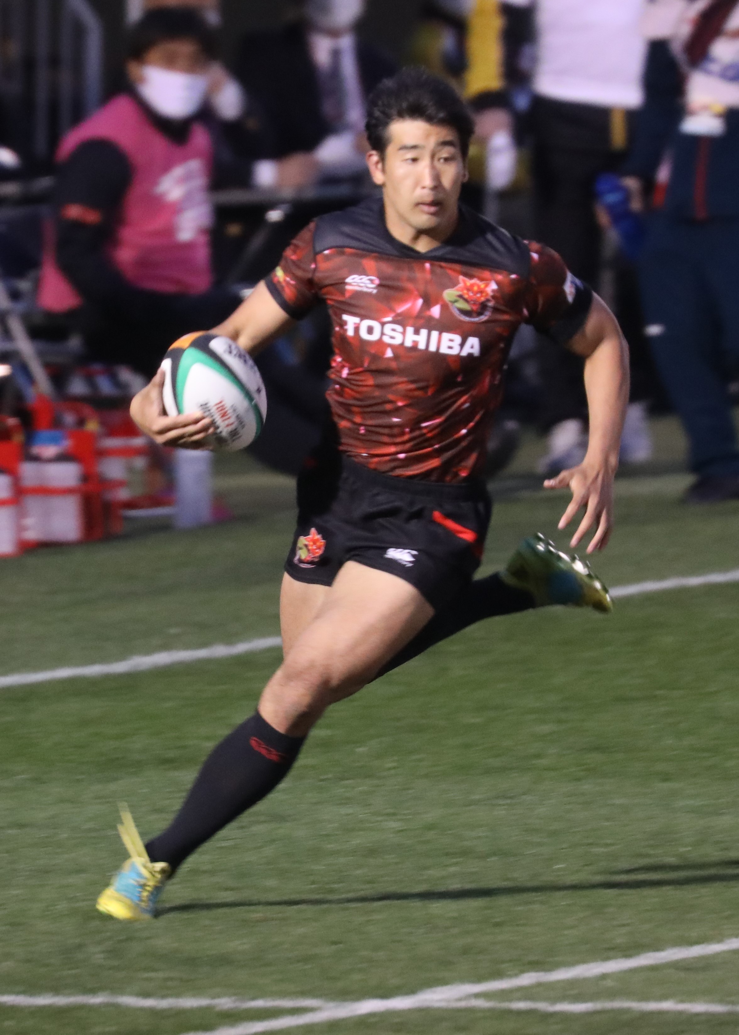 桑山聖生 Toshiki Kuwayama.jpg