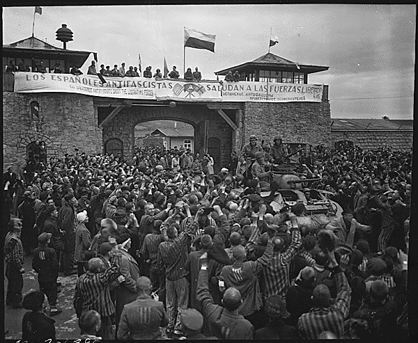 File:28-1433a Mauthausen.gif