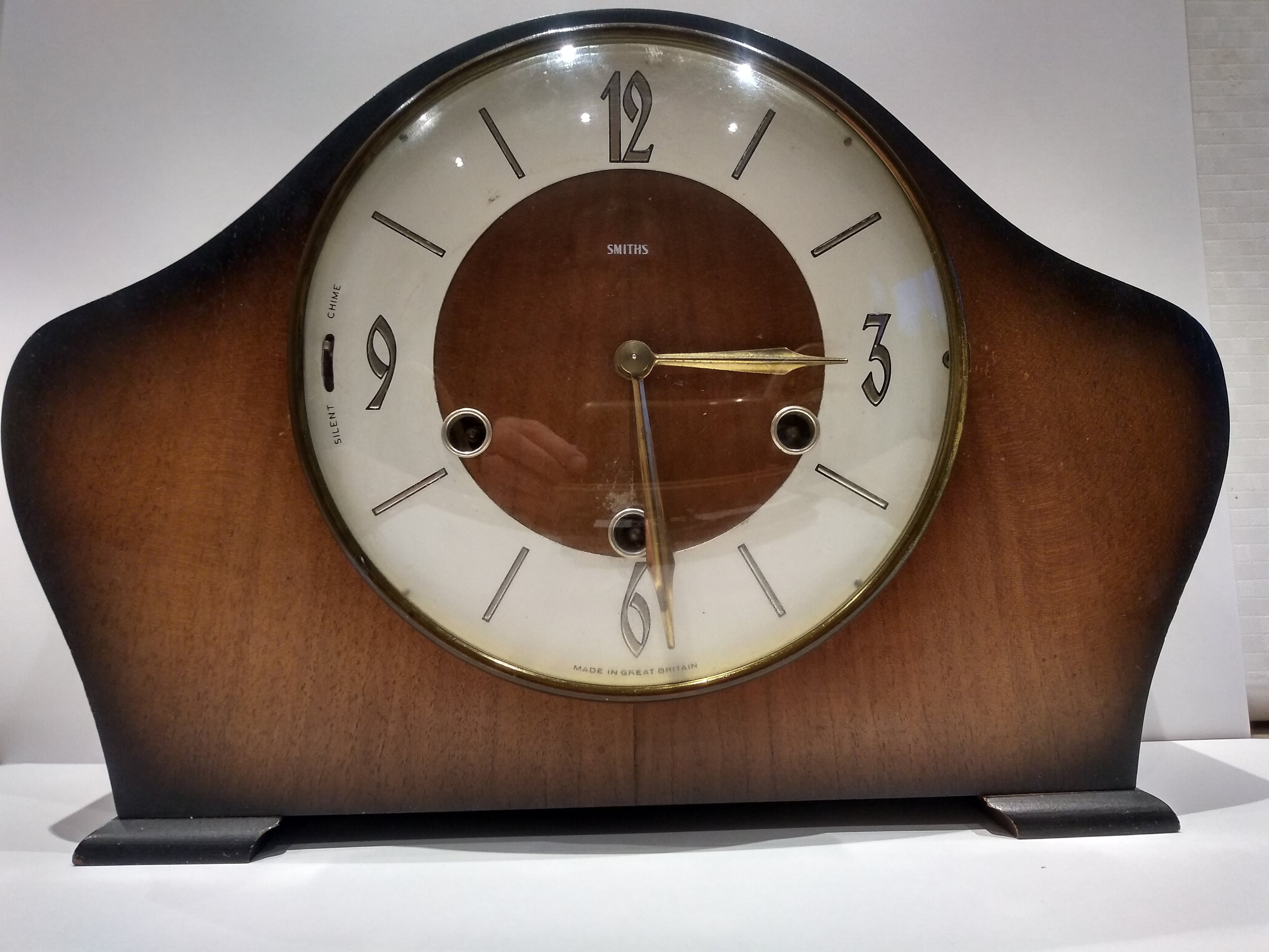 File Amberly clock made by Smiths Door Closed view.jpg Wikipedia