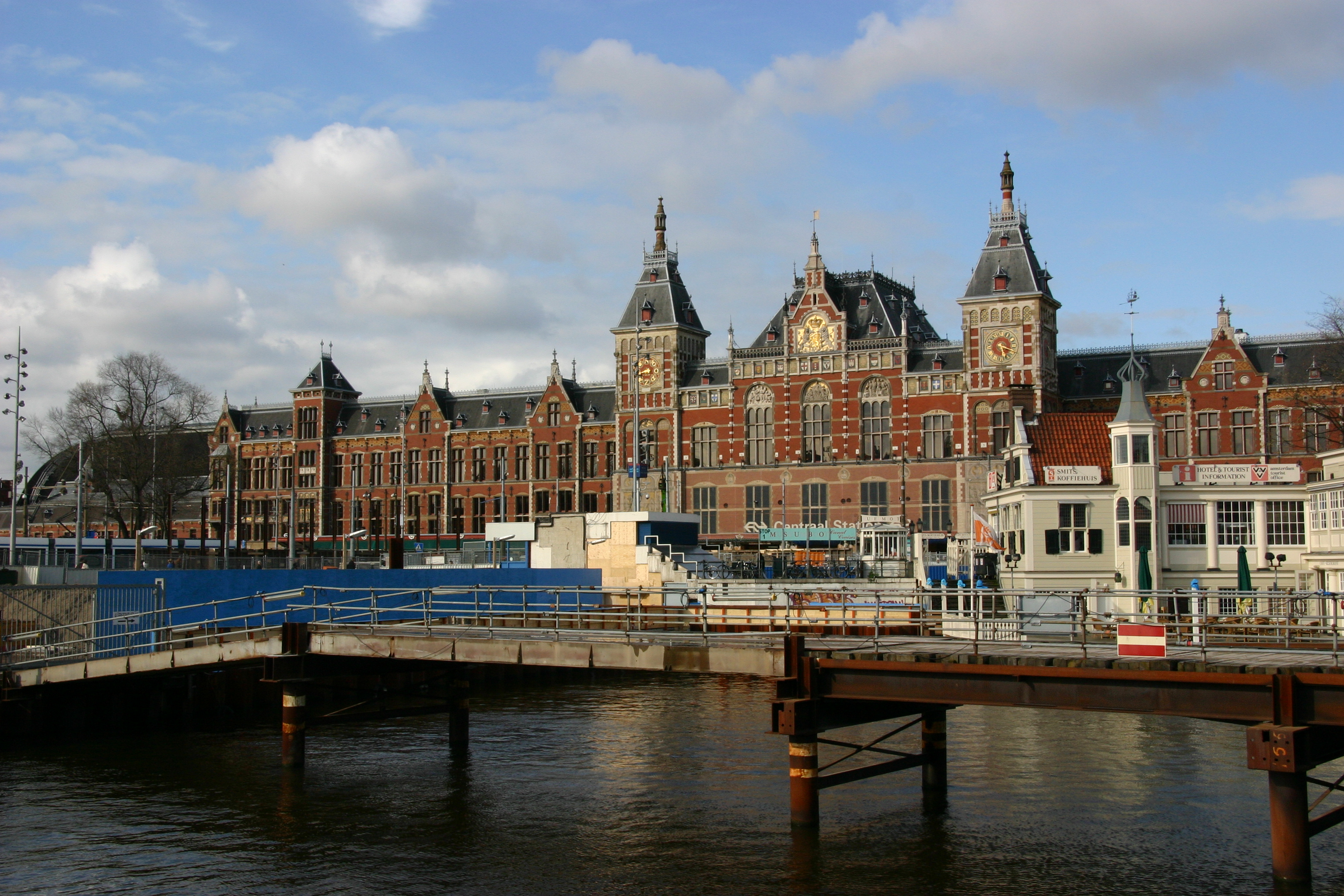 File:Amsterdam-3116-Centraal  - Wikimedia Commons