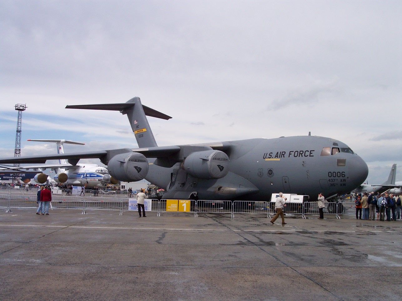 43 c 17. Boeing c-17 Globemaster III. Боинг с 17 Глоубмастер 3. C17 Globemaster с пушкой. Aircraft Type(c17) Boeing c-17a Globemaster III.