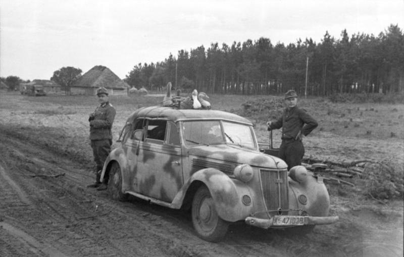 File:Bundesarchiv Bild 101I-087-3675A-17A, Russland, PKW.jpg