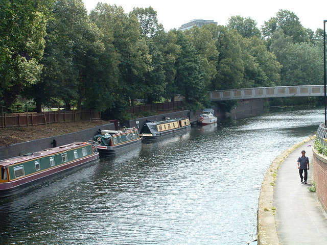 File:Castle Gardens Moorings - geograph.org.uk - 565518.jpg