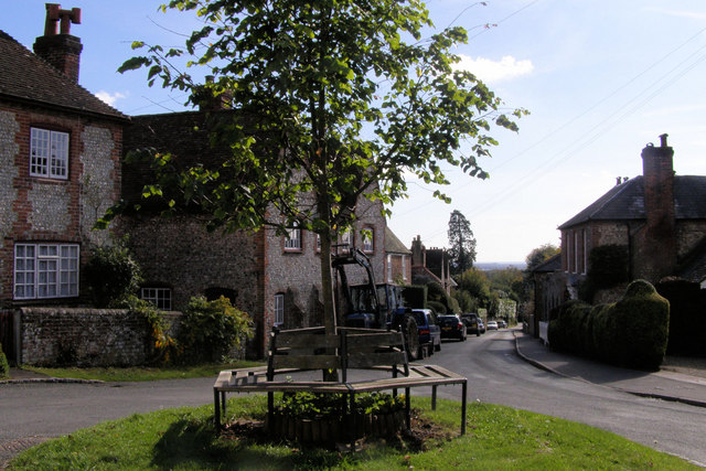 File:Church Hill, Slindon - geograph.org.uk - 1018455.jpg