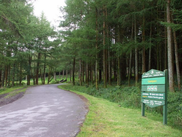 File:Entrance to Cwmparc picnic area - geograph.org.uk - 958576.jpg