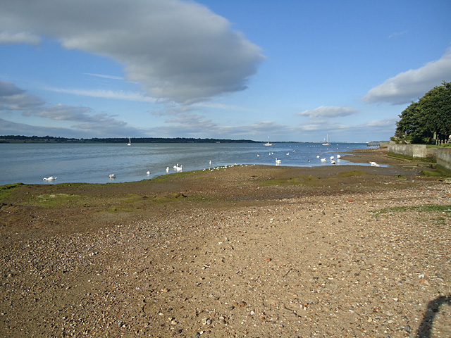 Foreshore Mistley Walls - geograph.org.uk - 2477809