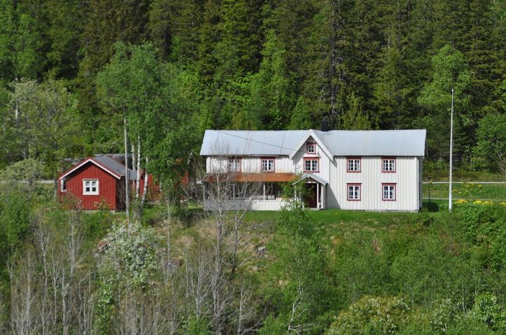 File:Fredmoen,Åfjord.jpg