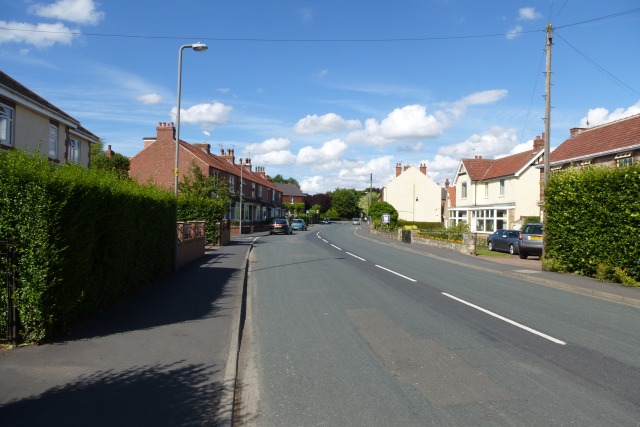 File:Housing on Stutton Road - geograph.org.uk - 3589474.jpg