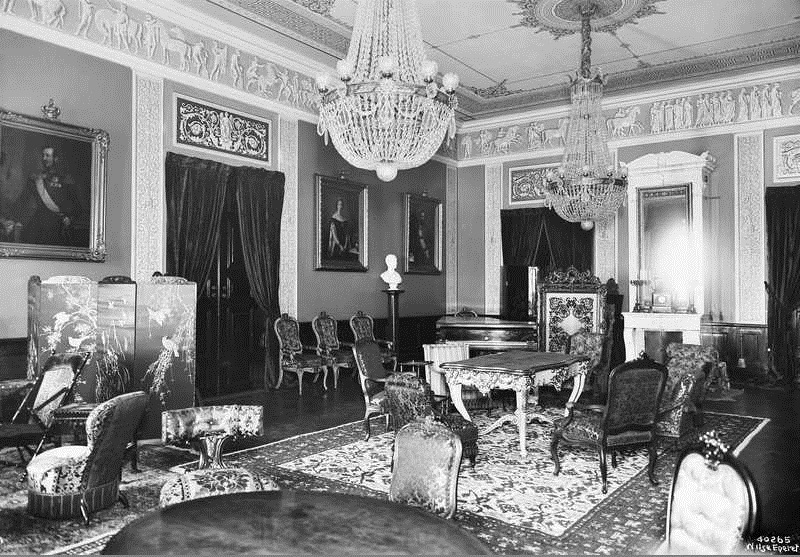 File:Interior of Royal Oslo OB.Y3976.jpg - Wikimedia Commons