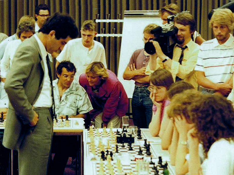 Kasparov Magath 1985 Hamburg-2