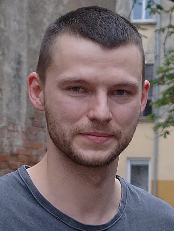 File:Mateusz Kościukiewicz 2.jpg