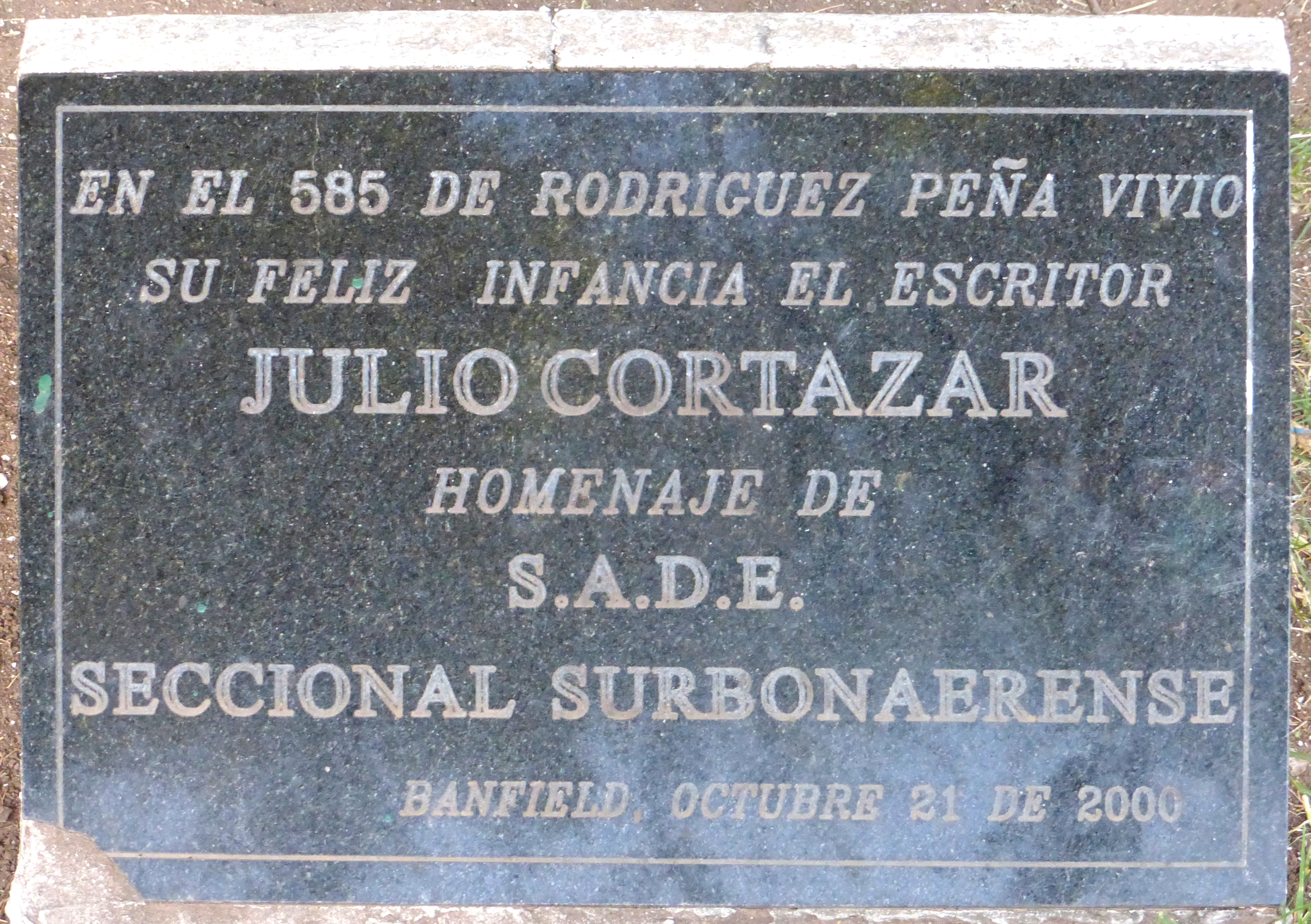 Su primer cuento, «Bruja», fue publicado en la revista Correo Literario. Participó en manifestaciones de oposición al peronismo. En 1946, cuando Juan Domingo Perón ganó las elecciones presidenciales, presentó su renuncia. «Preferí renunciar a mis cátedras antes de verme obligado a sacarme el saco, como les pasó a tantos colegas que optaron por seguir en sus puestos». Reunió un primer volumen de cuentos —publicado póstumamente— titulado: La otra orilla. Regresó a Buenos Aires, donde comenzó a trabajar en la Cámara Argentina del Libro y ese mismo año publicó el cuento «Casa tomada» en la revista Los Anales de Buenos Aires, dirigida por Jorge Luis Borges, así como también un trabajo sobre el poeta inglés John Keats, «La urna griega en la poesía de John Keats» en la Revista de Estudios Clásicos de la Universidad de Cuyo. En 1947, colaboró en varias revistas, entre ellas, Realidad. Publicó un importante trabajo teórico, Teoría del túnel, y en Los Anales de Buenos Aires, donde aparece su cuento «Bestiario».