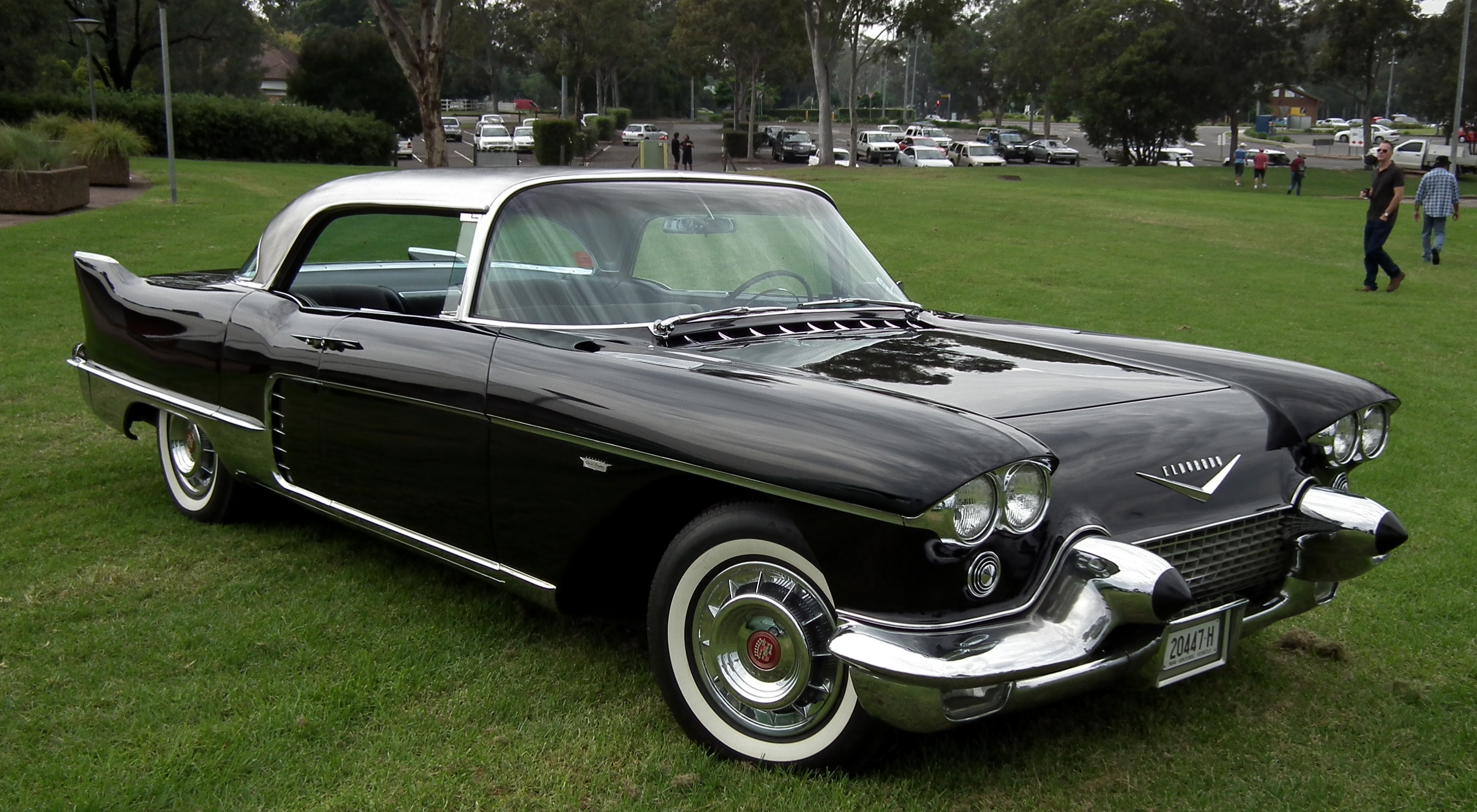 File:1957 Cadillac Eldorado Brougham 4-door hardtop (7143765601